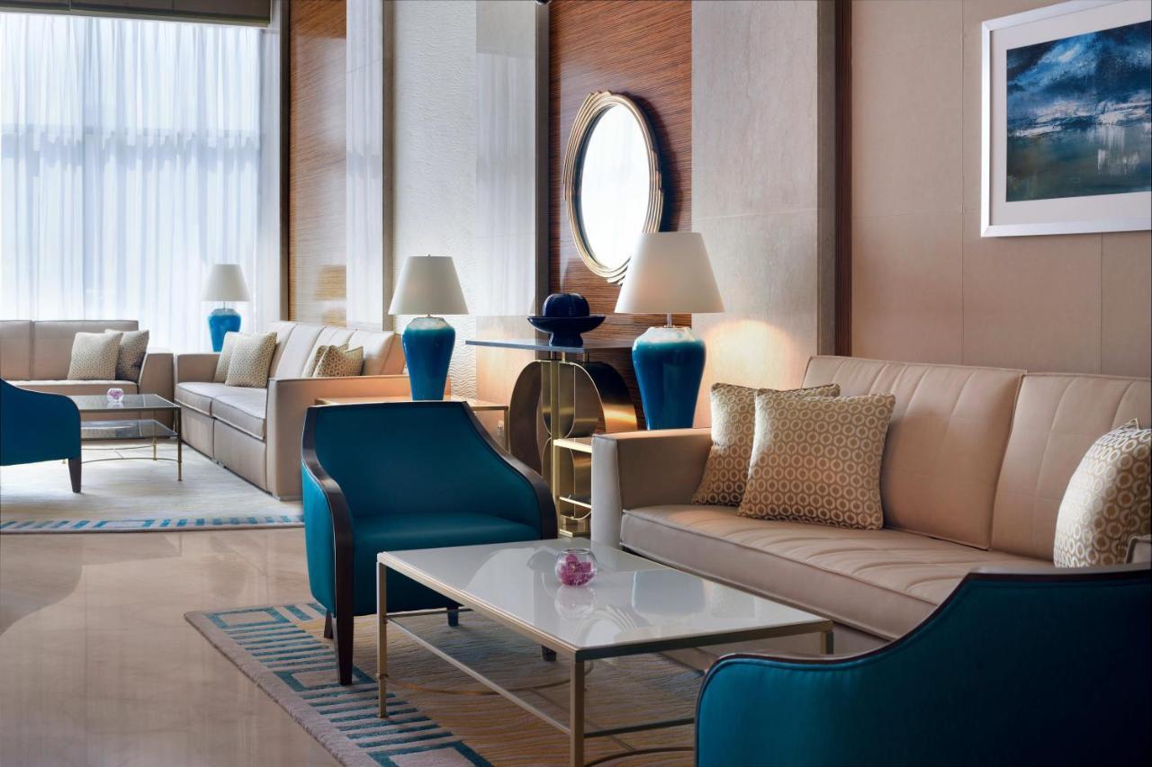 Marriott Executive Apartments 阿可贺巴 外观 照片 The lounge at the airport