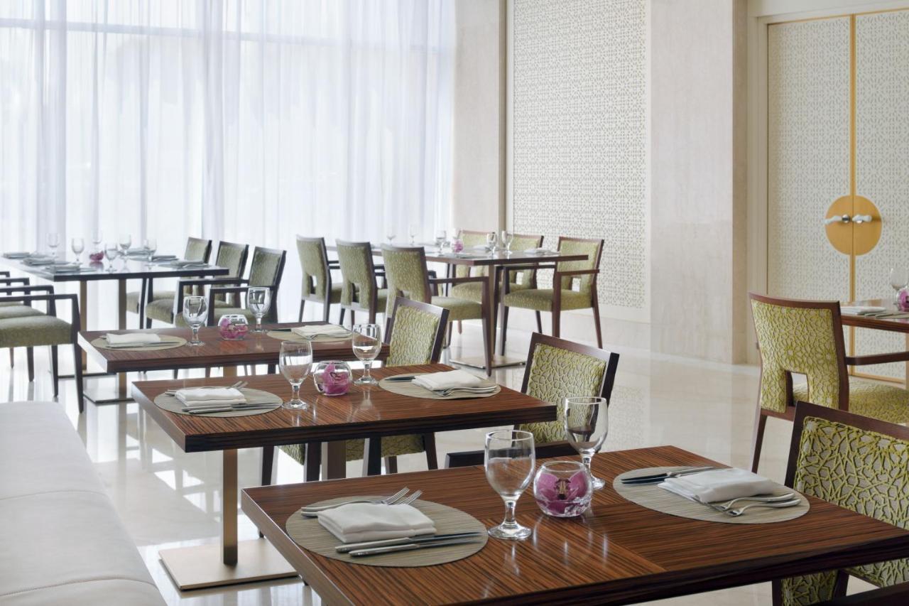 Marriott Executive Apartments 阿可贺巴 外观 照片 The restaurant