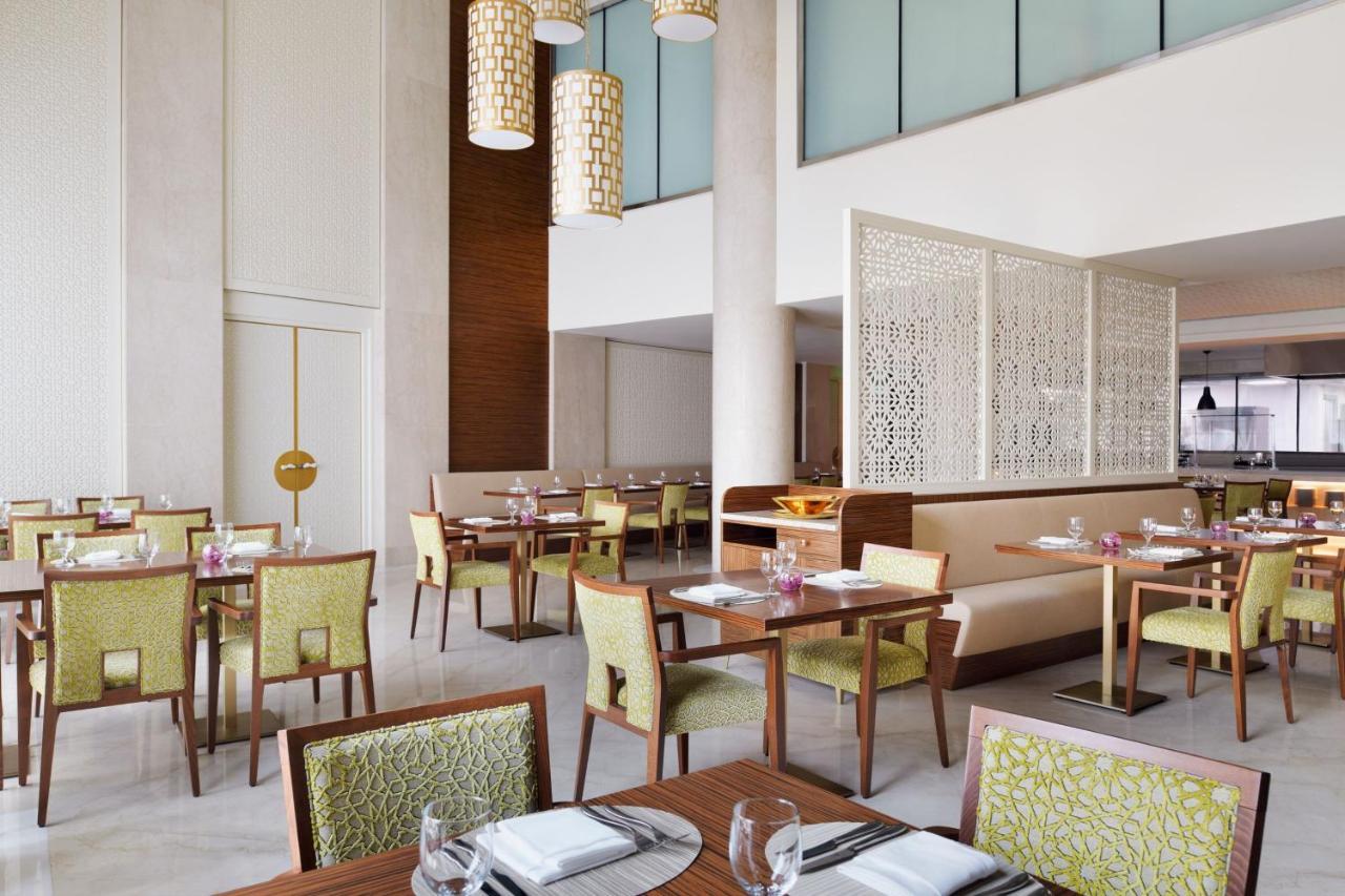 Marriott Executive Apartments 阿可贺巴 外观 照片 The restaurant